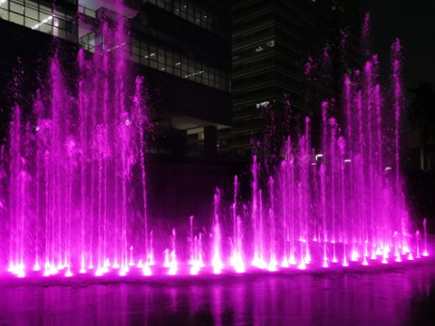 噴泉公司應(yīng)該如何進行設(shè)計？